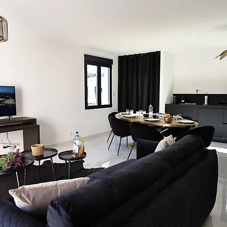 Apartmán Maelle - T4 Moderne A *