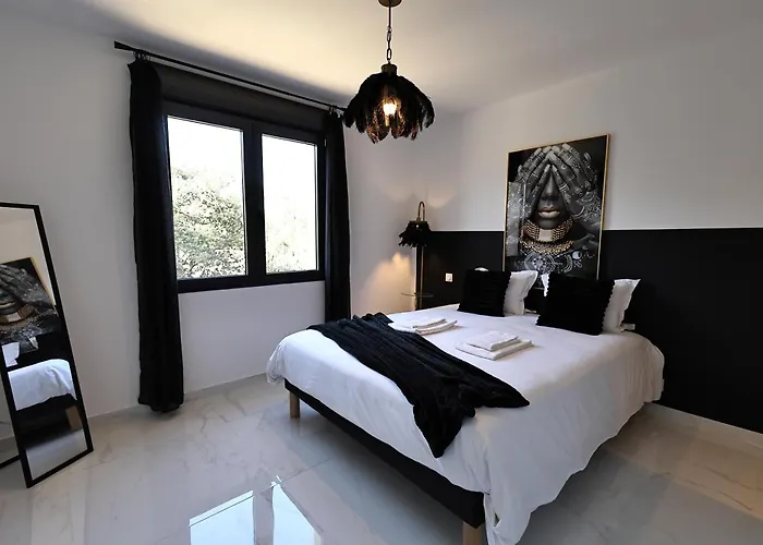 Appartement Maelle - T4 Moderne A Bonifacio (Corsica)