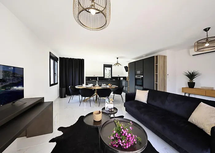 Appartement Maelle - T4 Moderne A Bonifacio (Corsica)